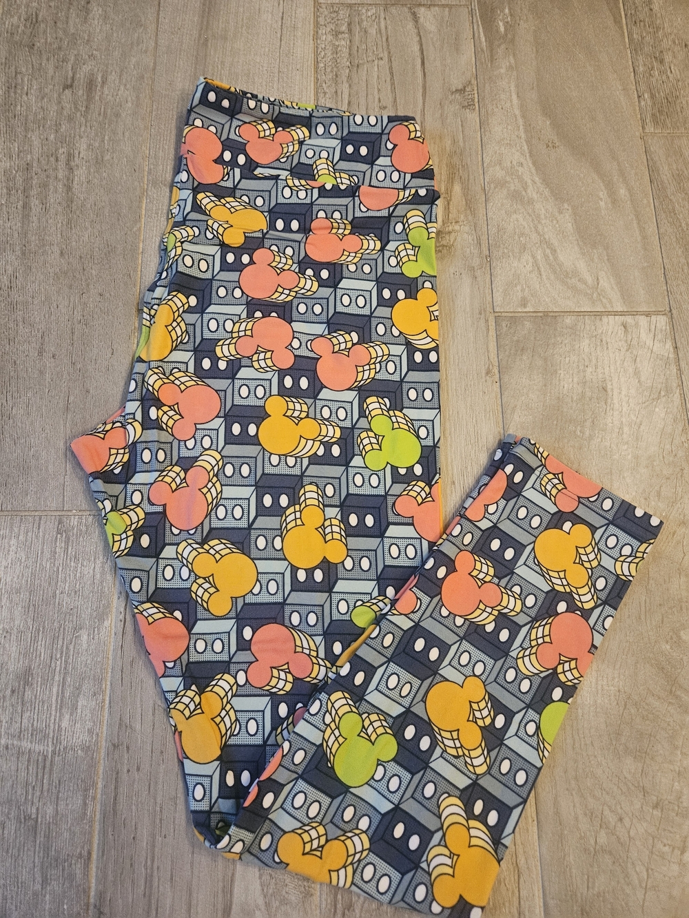LulaRoe Disney TC Leggings
